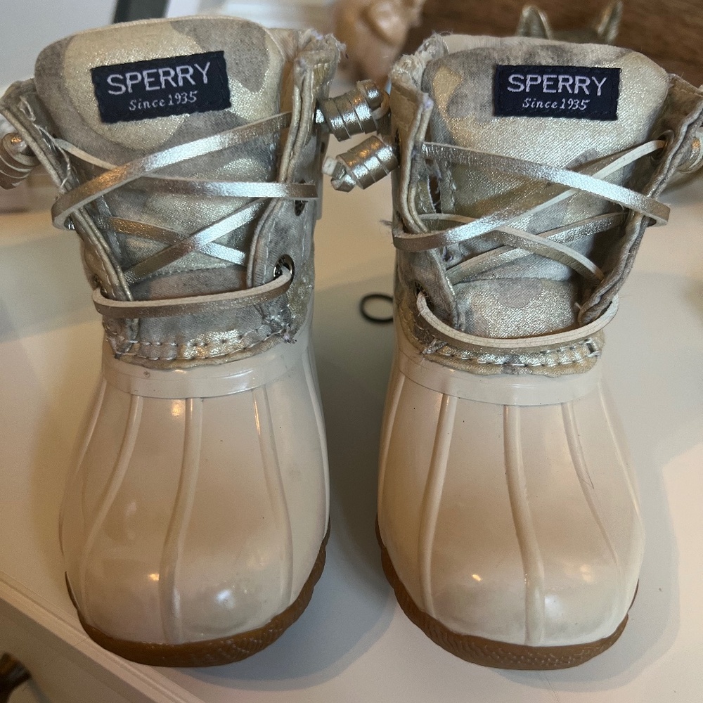 Toddler Size 6 Sperry Duckboote
